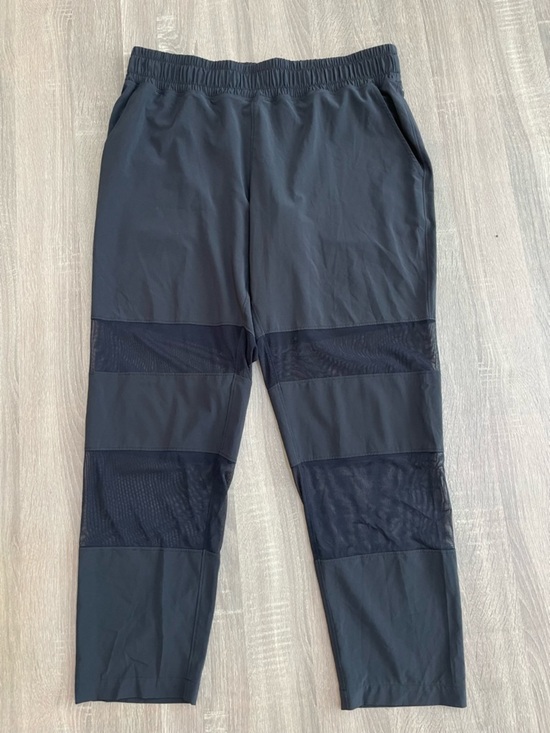 lululemon athletica Pants - LULULEMON Black Mesh Panel Thin Track Pants.